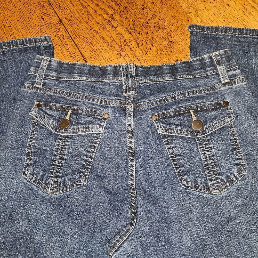 Lee Women's 28x30 Mid-Rise Boot Cut‎ Leg Jeans – Classic Blue Denim
